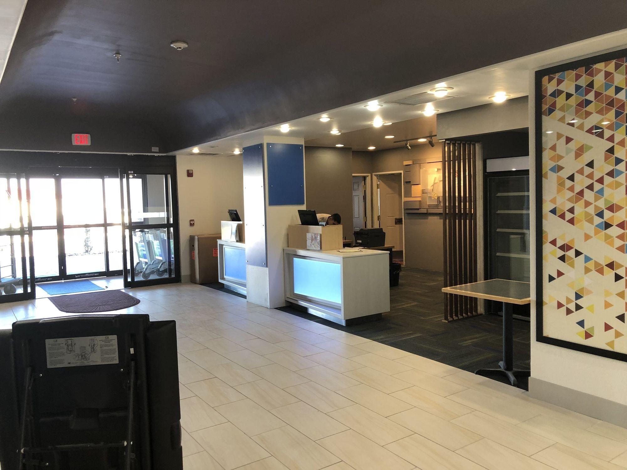 Holiday Inn Express Santa Rosa By Ihg Zewnętrze zdjęcie
