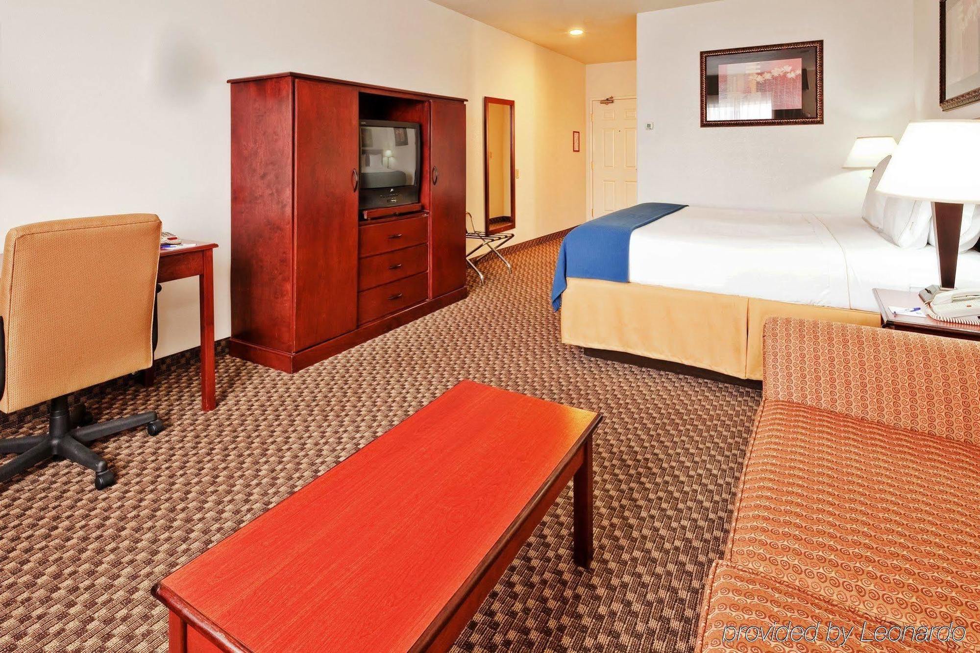 Holiday Inn Express Santa Rosa By Ihg Zewnętrze zdjęcie